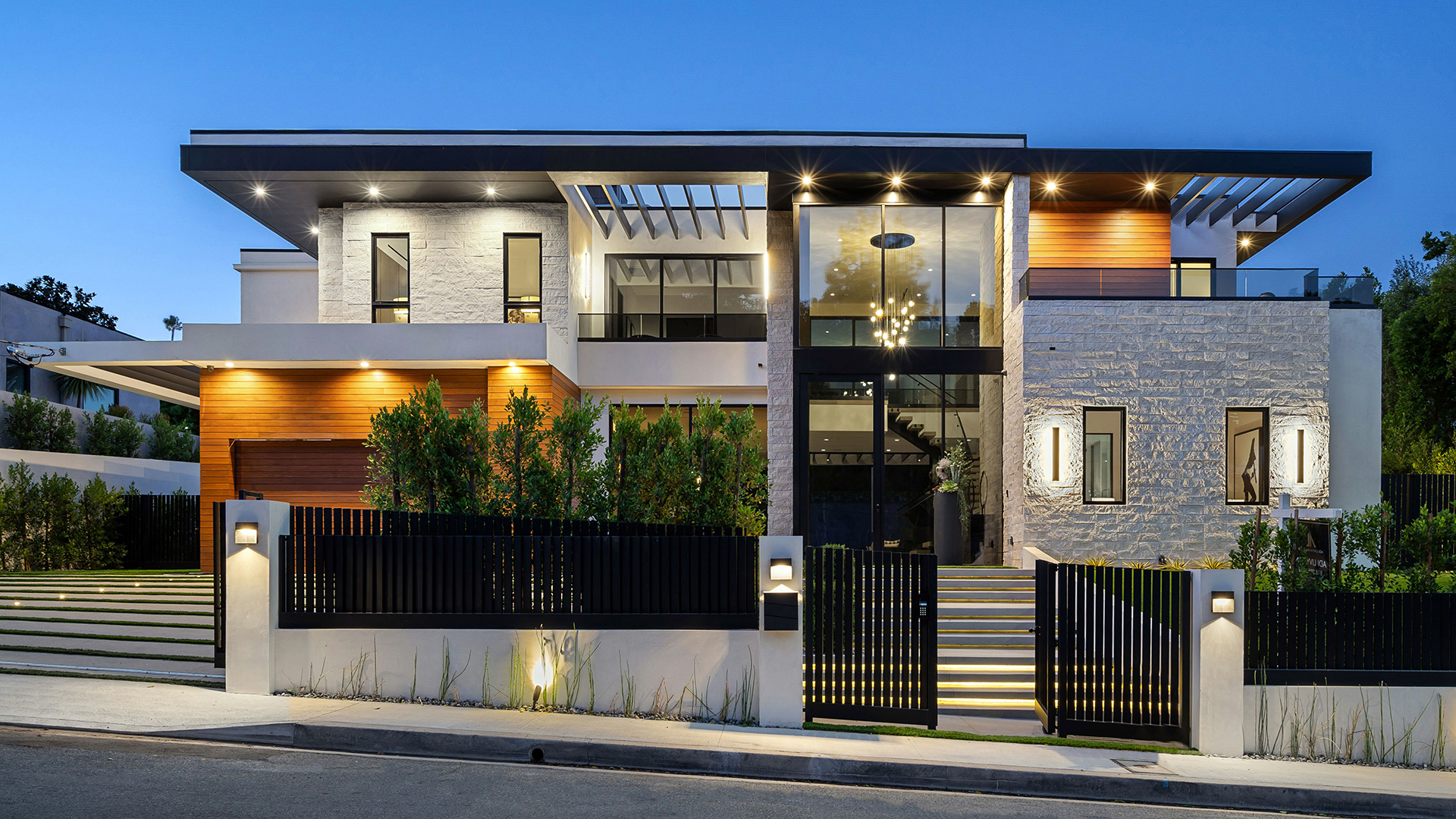 Fancy Build Gated Railing Lower Mainland Gate and Rail | Custom Gates & Railings